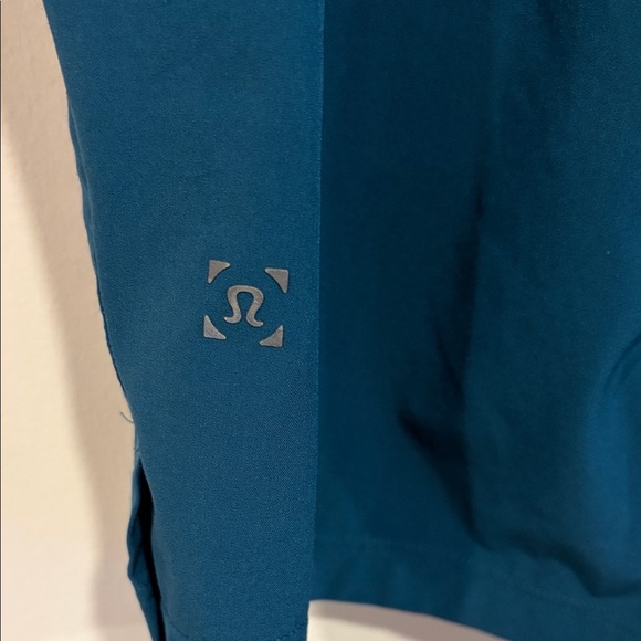 Lululemon License To Train Shorts - Picture 4 of 9